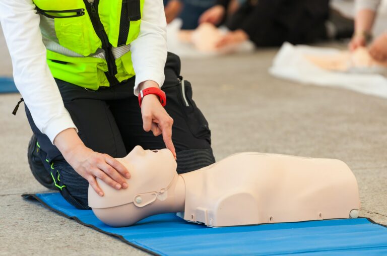 CPR training with dummy